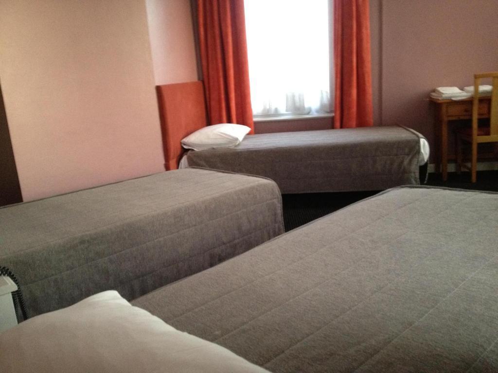 Hotel Stalingrad Bryssel Rum bild