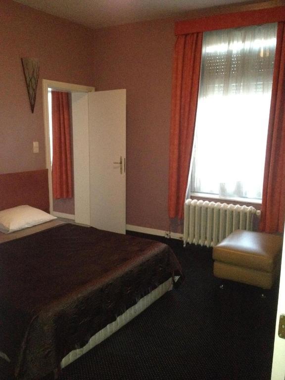 Hotel Stalingrad Bryssel Rum bild